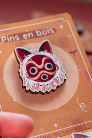 Pin's en bois -Le Masque